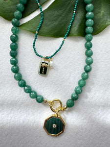 Emerald Tide Necklace – Green Gemstone & Gold Pendant